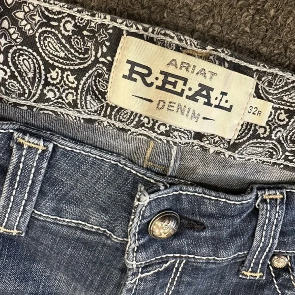 Ariat R.E.A.L Denim Medium Wash Mid Rise Workwear Bootcut Jeans Size 32 Reg - Picture 8 of 10